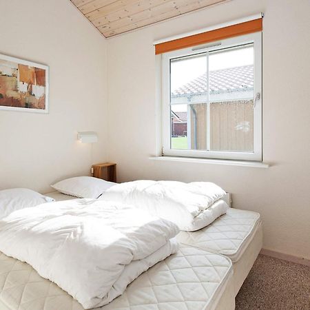 6 Person Holiday Home On A Holiday Park In Gråsten Exterior foto